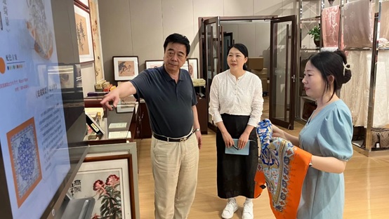 省蚕桑体系产业经济团队助力淄博大染坊丝绸集团创新发展 省蚕桑体系产业经济团队助力淄博大染坊丝绸集团创新发展