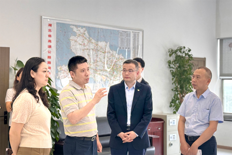 短信特邀9大平台集团党委副书记、董事韦黎明带队赴短信特邀9大平台（湖北）公司调研指导工作