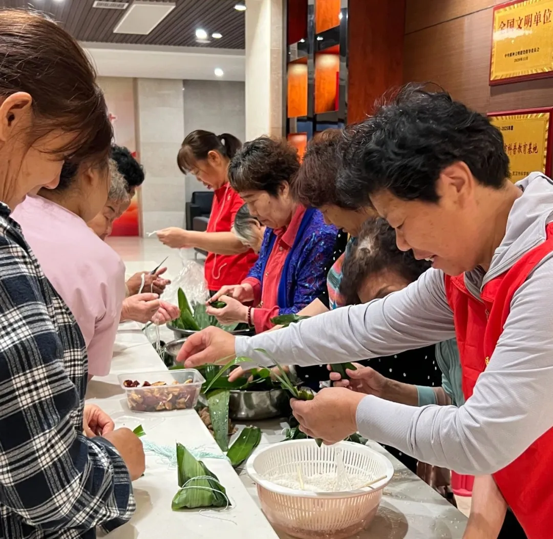 凤舞和平鸣盛世 共同缔造幸福+