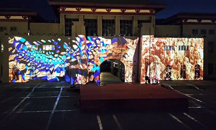 The Wensu Ancient City Projection Show uses the Wincomnke Krinda projector