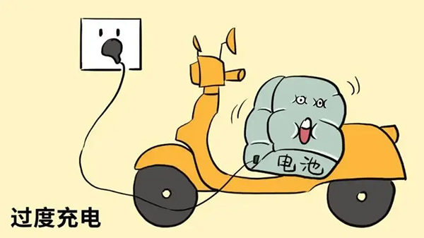 “这是谁家电动车着了?” “你家的!” “这是谁家电动车着了?” “你家的!”