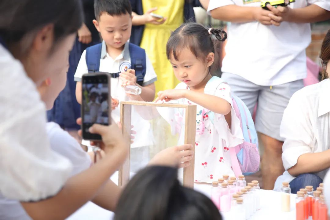 开学啦！共赴金秋美好，小熊宝们开学快乐！