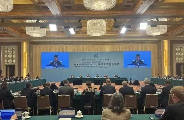 【行业动态】生态环境部部长黄润秋:保持绿色低碳转型定力 加强全球环境治理合作 【行业动态】生态环境部部长黄润秋:保持绿色低碳转型定力 加强全球环境治理合作