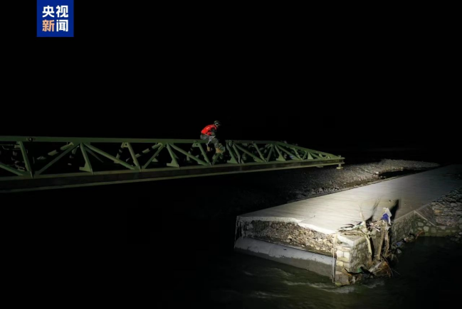 51M Mechanized Bridge Helps Flood Rescue and Relief Efforts in Liaoning