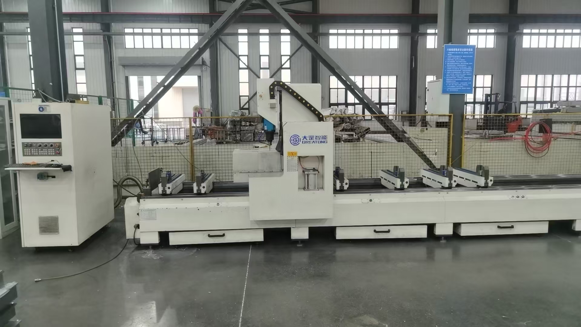 新品登场,共赢未来 -------上海金冠幕墙海宁基地产线升级暨大罡智能新品推荐会 新品登场,共赢未来 -------上海金冠幕墙海宁基地产线升级暨大罡智能新品推荐会