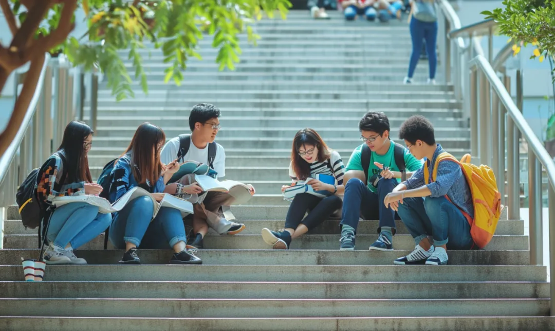 国晖北京-大学生暑期打工期间遇交通事故，受伤期间误工费是否可以申请赔偿？