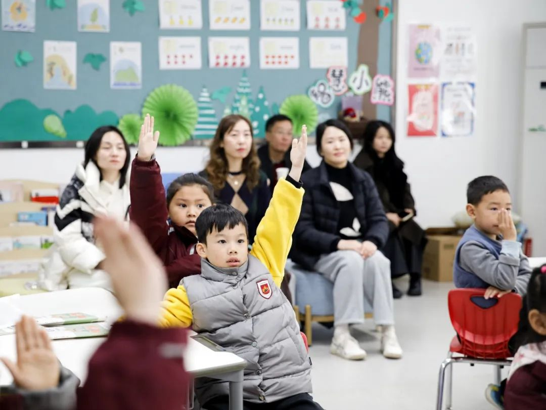 家长开放日“沉浸式体验”国际小学的一天！