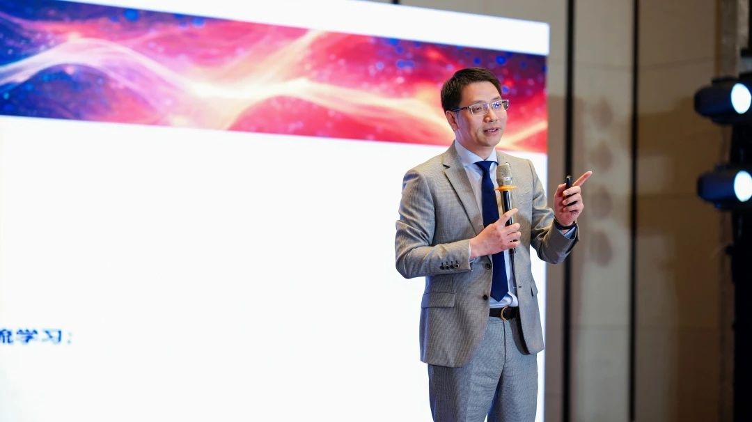 万物向新 聚势前行 | 洛亚所2024年年终会议圆满举行 万物向新 聚势前行 | 洛亚所2024年年终会议圆满举行
