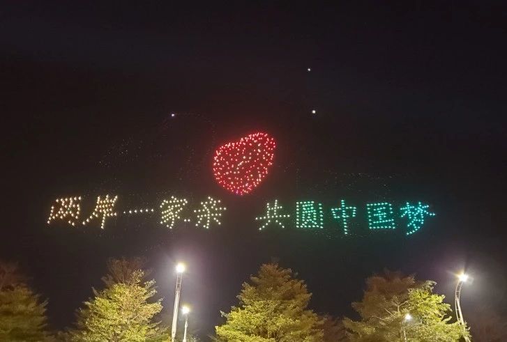 低空经济新机遇无人机市场井喷式爆发! “无人机飞手”需求爆表 ! 低空经济新机遇无人机市场井喷式爆发! “无人机飞手”需求爆表 !