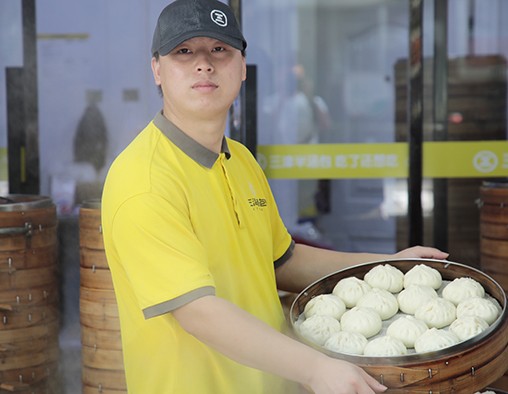 土包子店翻牌做三津，轻轻松松开2家门店