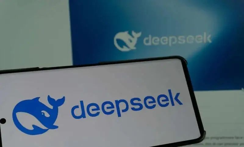 DeepSeek带您一起解读低空经济发展趋势