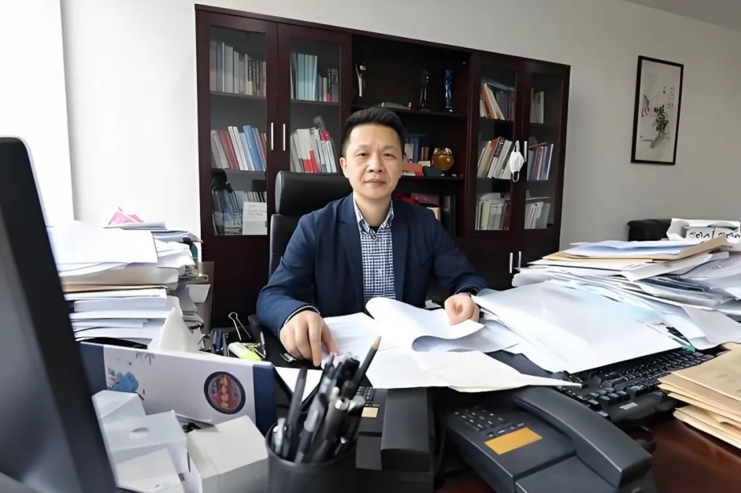 荣誉 | 普世万联李向农主任提案荣获“2024年度上海市人大代表建议办理工作优秀案例”