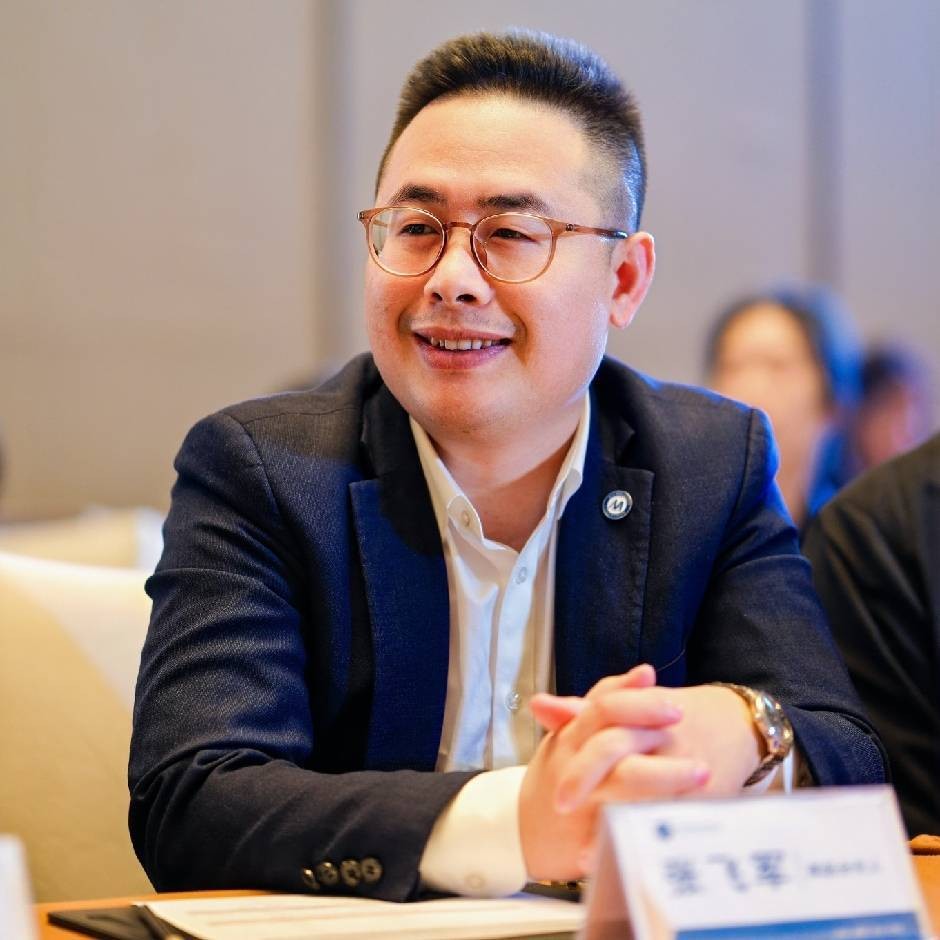 Feijun Zhang