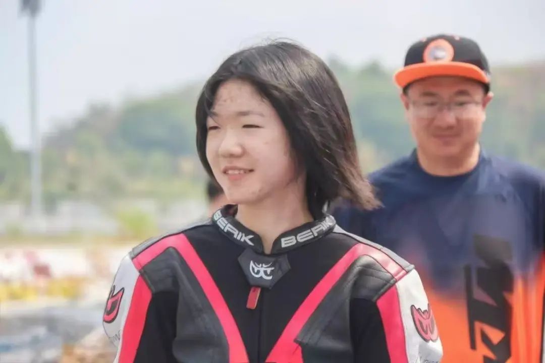 成都13岁车手李年年获越南本田天才杯正赛资格 成都13岁车手李年年获越南本田天才杯正赛资格