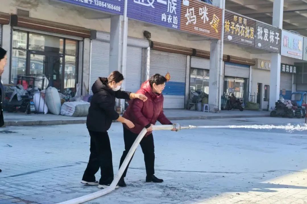 集團濟南市場開展消防水帶及滅火器實操演練