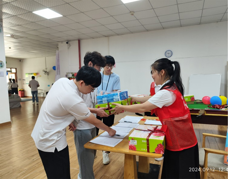 月圆中秋,情满裕富——裕富照明成功举办2024年中秋游园会 月圆中秋,情满裕富——裕富照明成功举办2024年中秋游园会