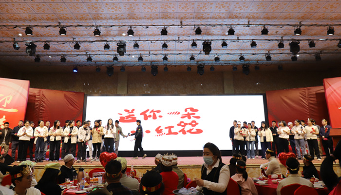 “深越合力,做实25”——裕富照明2024年尾牙暨颁奖典礼圆满落幕 “深越合力,做实25”——裕富照明2024年尾牙暨颁奖典礼圆满落幕