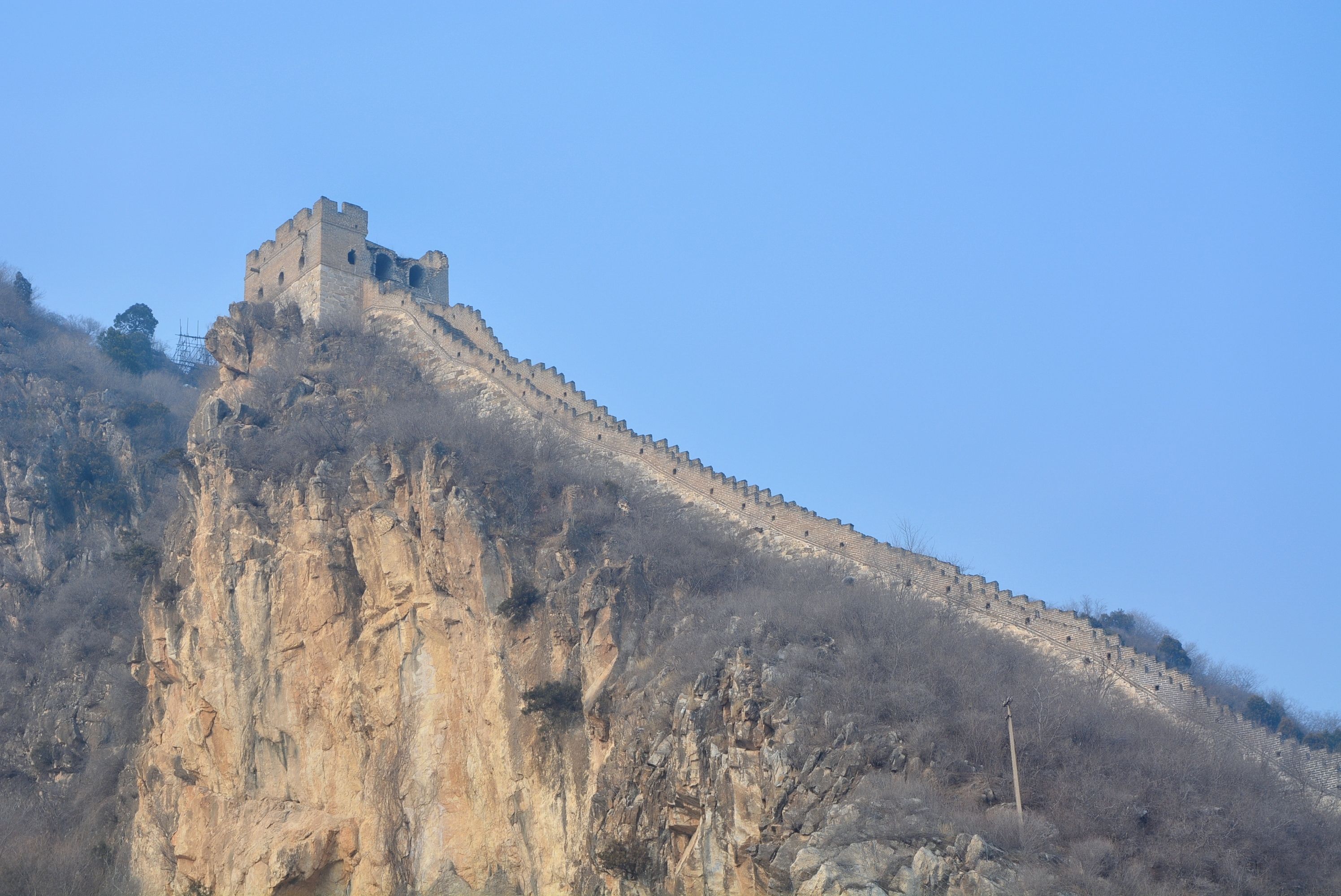 重温峥嵘岁月，缅怀革命先烈——康众集团党支部赴响水湖长城红色教育基地开展主题党日活动