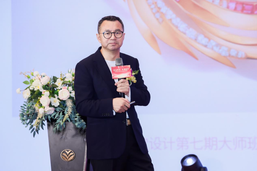 深圳市珍珠行业协会第三届会员大会第二次会议暨2025春茗会圆满举办 深圳市珍珠行业协会第三届会员大会第二次会议暨2025春茗会圆满举办