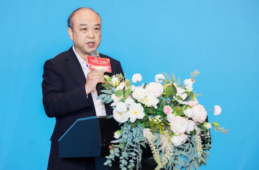 深圳市珍珠行业协会第三届会员大会第二次会议暨2025春茗会圆满举办 深圳市珍珠行业协会第三届会员大会第二次会议暨2025春茗会圆满举办