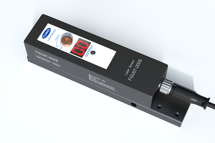 突破检测边界：富唯电子万能型标签传感器 FGU07-200S 重新定义工业检测标准