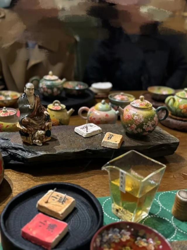 喝春茶，賞春花