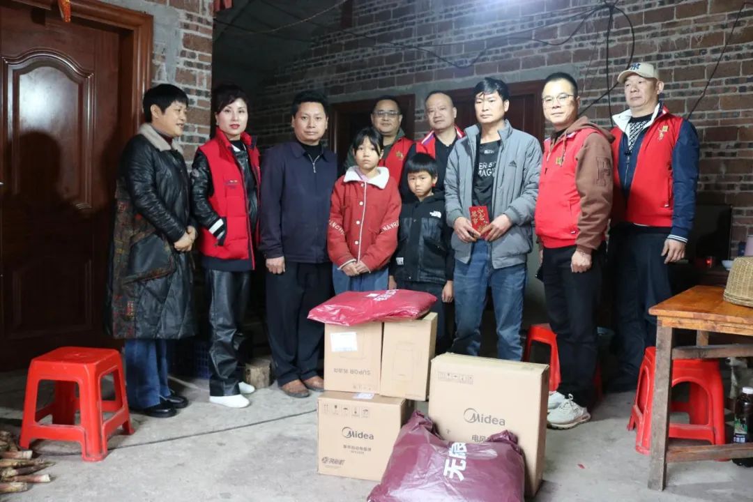 助力产业发展,情暖瑶族同胞 助力产业发展,情暖瑶族同胞