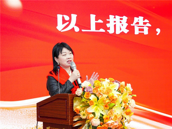 深圳市工艺美术行业协会第八届三次会员盛会圆满举行,共商发展新篇 深圳市工艺美术行业协会第八届三次会员盛会圆满举行,共商发展新篇