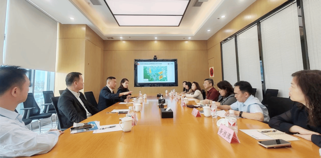 广州科技贸易职业学院领导带队深入番禺珠宝服装服饰产业园调研,共谋产教融合新篇章 广州科技贸易职业学院领导带队深入番禺珠宝服装服饰产业园调研,共谋产教融合新篇章