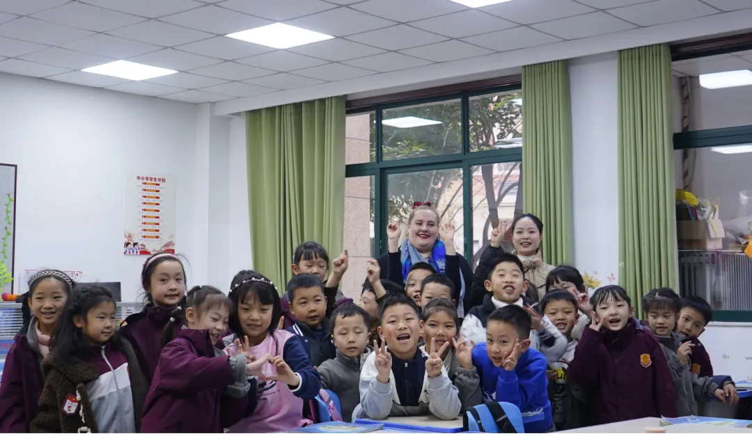 明朗在路上，温暖而向阳——请查收成都王府学校3月校长来信