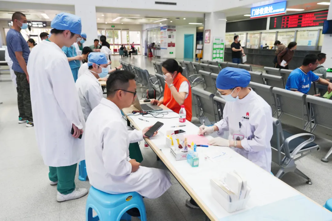 热血传爱心，生命共接力|广州中医药大学金沙洲医院开展无偿献血活动
