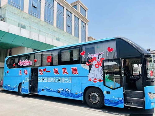 東渡(定制)公司打造浪漫移動(dòng)婚車,助力新人幸福啟程 東渡(定制)公司打造浪漫移動(dòng)婚車,助力新人幸福啟程
