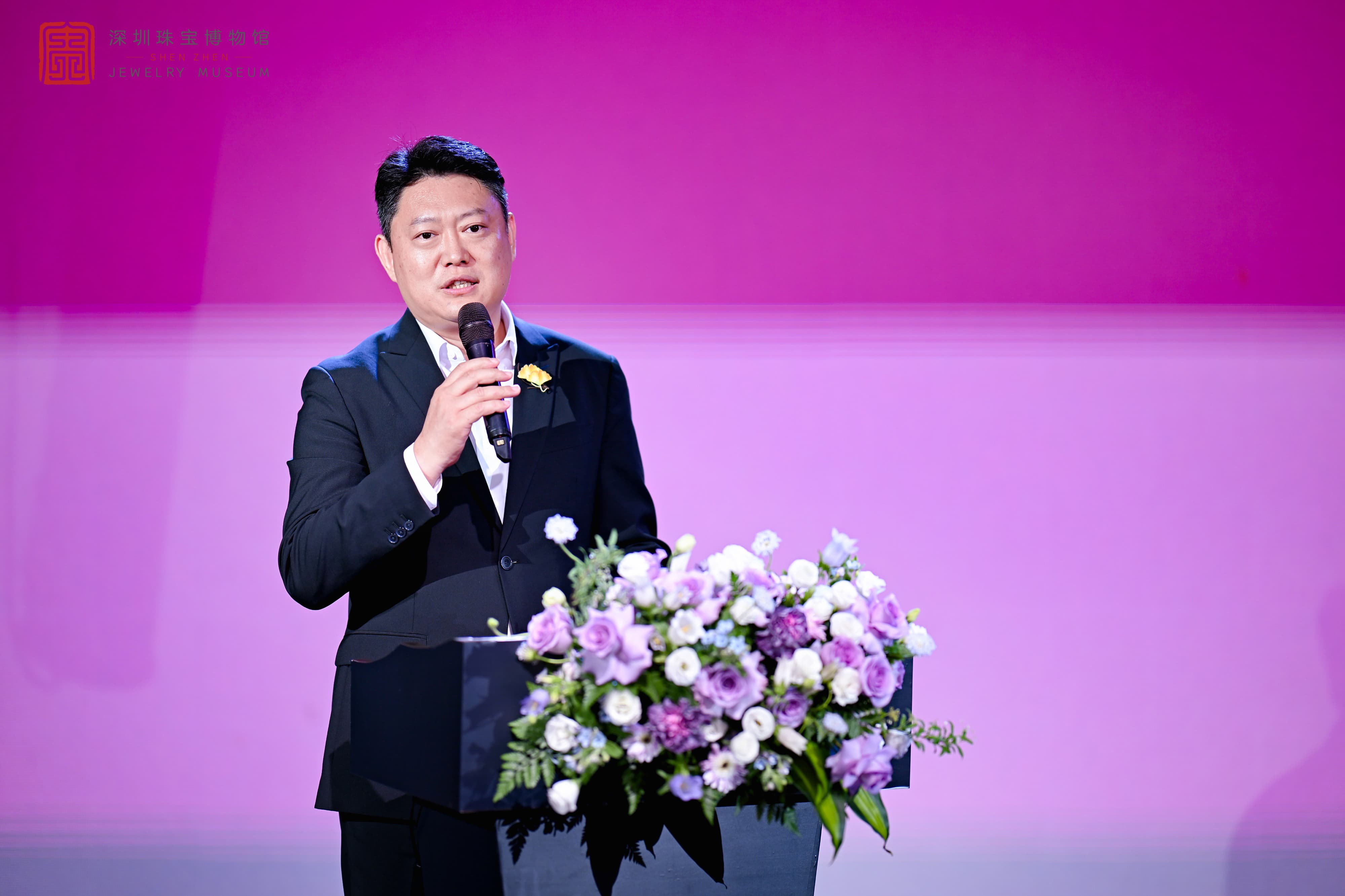 黄金沉香共舞禅意 京绣丝线织就时尚 | 宝博双展震撼启幕