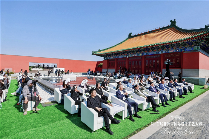 强强携手——印·首届非洲翠国际设计工艺大赛系列战略合作签约仪式在北京举行 强强携手——印·首届非洲翠国际设计工艺大赛系列战略合作签约仪式在北京举行