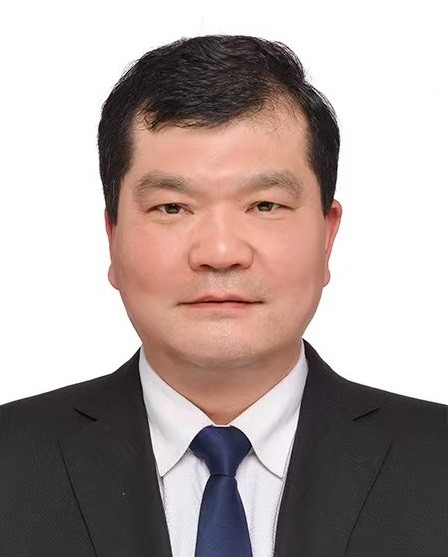杨立新