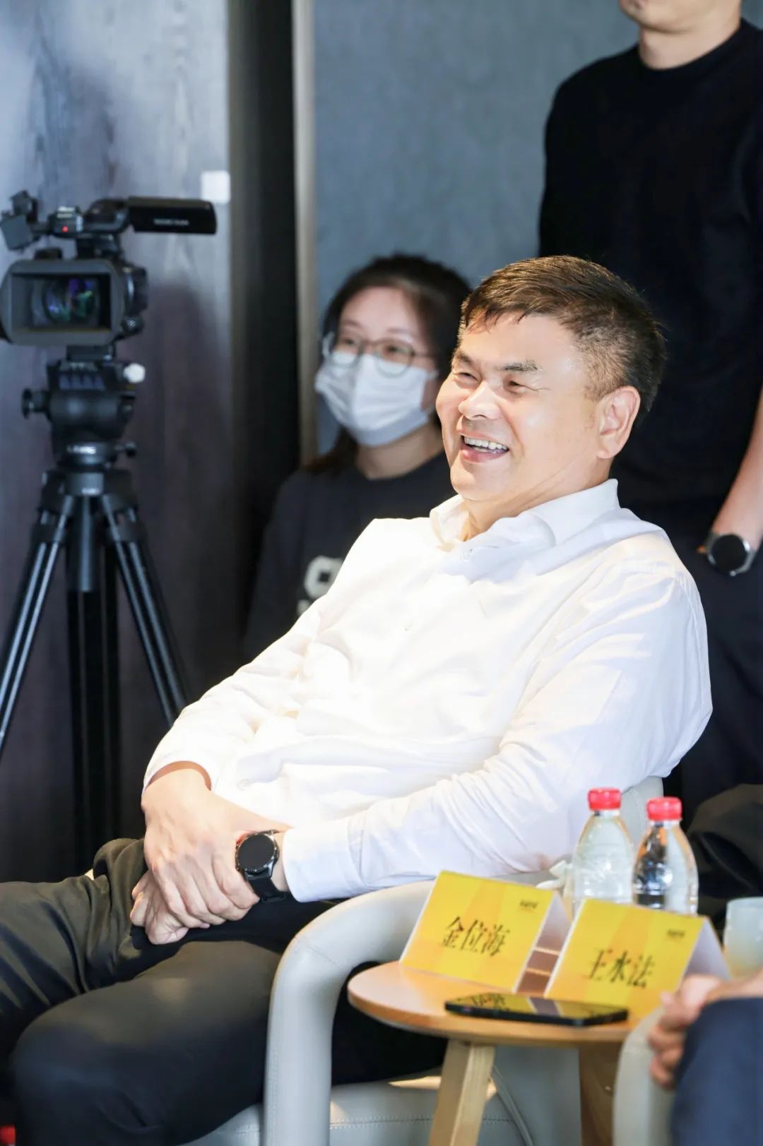 集团董事局主席金位海受邀参加《杭州湾会客厅》第六十五季节目录制 集团董事局主席金位海受邀参加《杭州湾会客厅》第六十五季节目录制