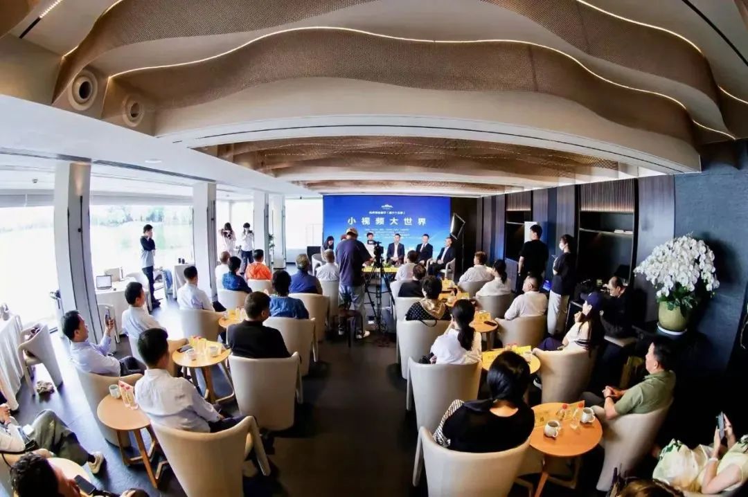 集团董事局主席金位海受邀参加《杭州湾会客厅》第六十五季节目录制 集团董事局主席金位海受邀参加《杭州湾会客厅》第六十五季节目录制