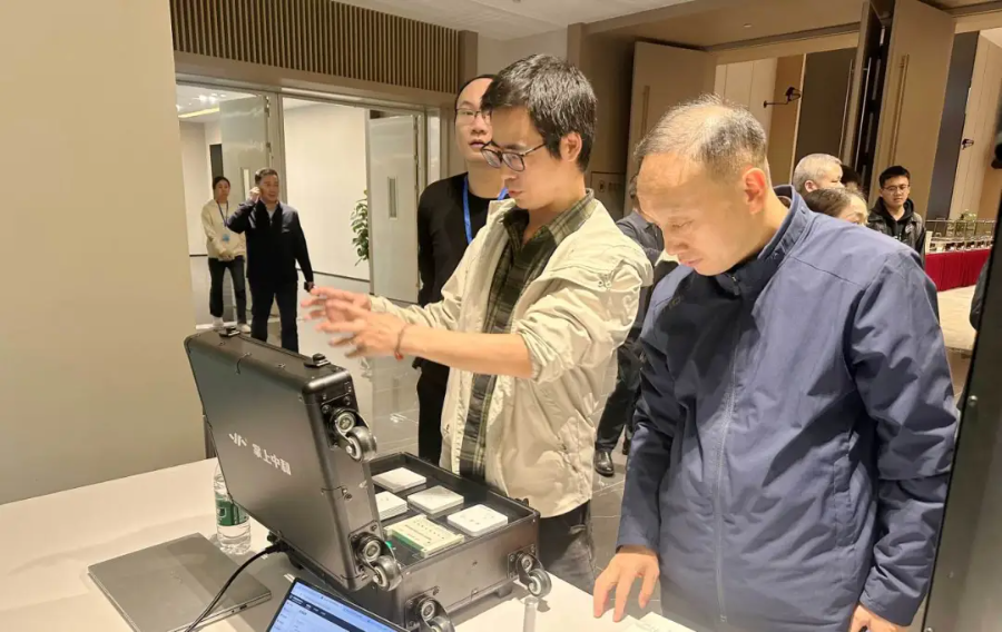 云卬科技绿色低碳典型案例走进全省公共机构节能工作会 云卬科技绿色低碳典型案例走进全省公共机构节能工作会