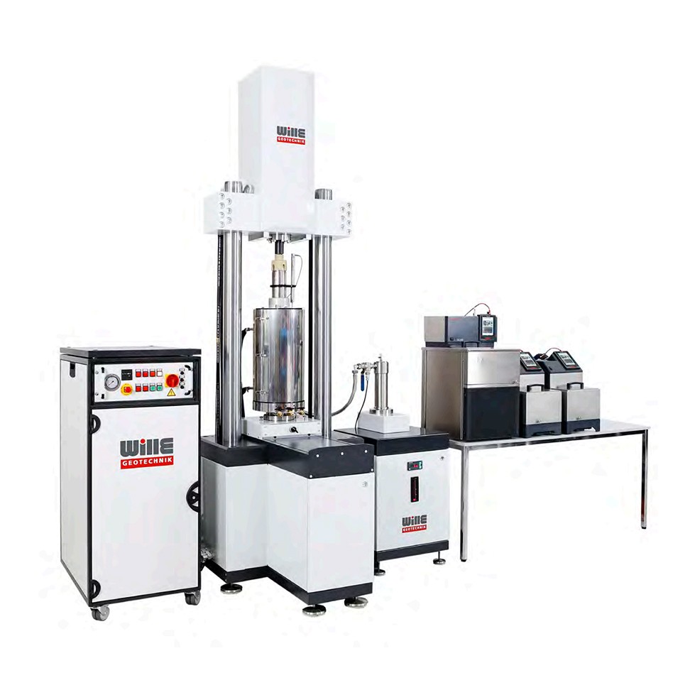 Frozen and Temperature Conrtolled  Triaxial Testing
