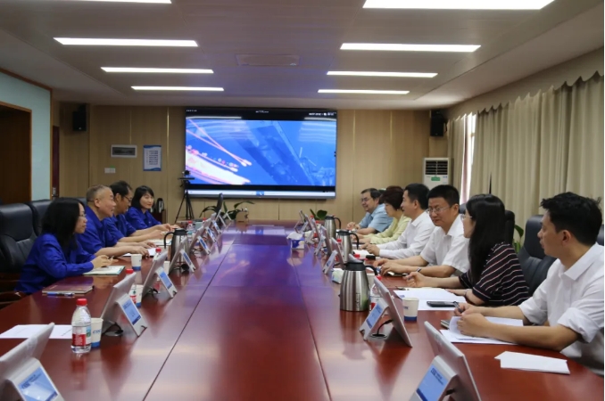 中國船舶報社總編輯原國鋒一行到中船應急調(diào)研交流 中國船舶報社總編輯原國鋒一行到中船應急調(diào)研交流