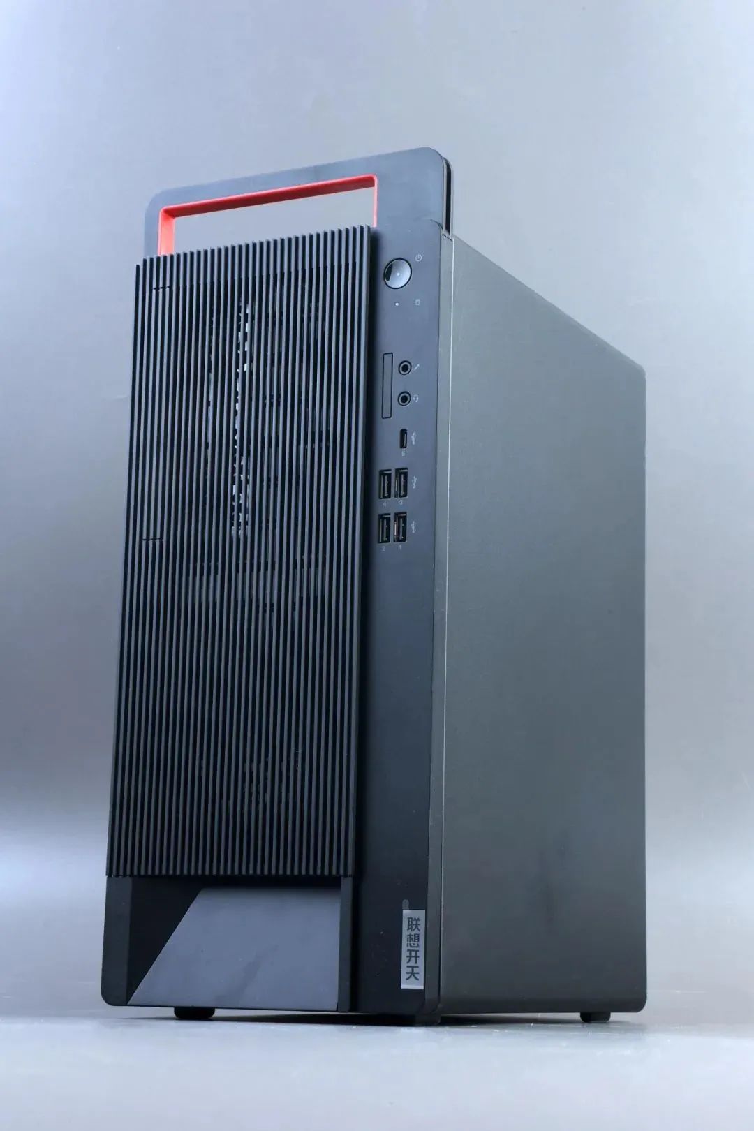 搭载能运行DeepSeek的高性能CPU 联想开天M90z G1t台式机真机实测 搭载能运行DeepSeek的高性能CPU 联想开天M90z G1t台式机真机实测