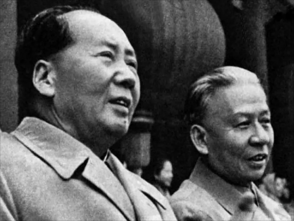 斯诺问毛泽东:你何时感觉要把刘少奇从政治上搞掉? 斯诺问毛泽东:你何时感觉要把刘少奇从政治上搞掉?