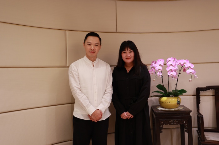 谦谦君子,温润如玉 — 朱锦荣,一名致力于翡翠国际化的变革者 谦谦君子,温润如玉 — 朱锦荣,一名致力于翡翠国际化的变革者