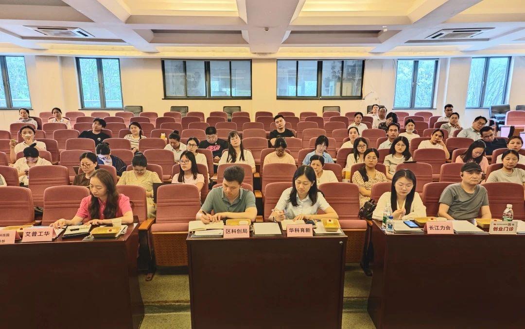 数智进阶 近50家优质企业聚焦AI提效实践 数智进阶 近50家优质企业聚焦AI提效实践