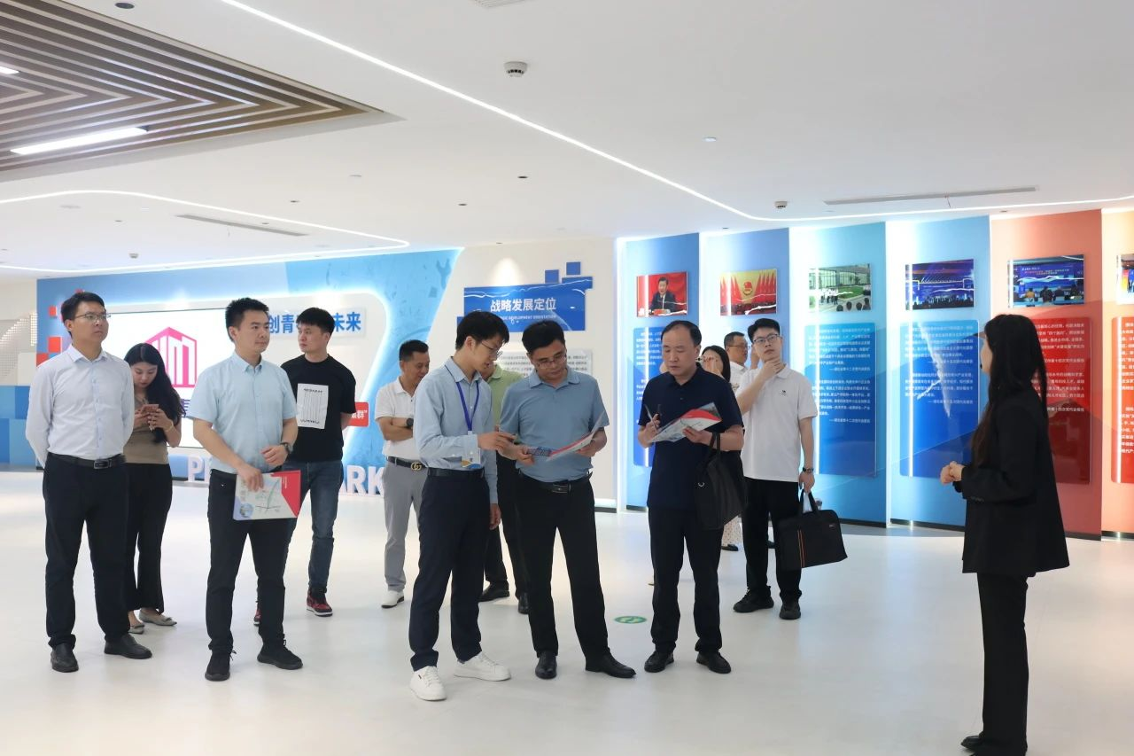 云梦县政府副县长郭小波一行到访鄂港澳青创园开展创业就业专题考察 云梦县政府副县长郭小波一行到访鄂港澳青创园开展创业就业专题考察