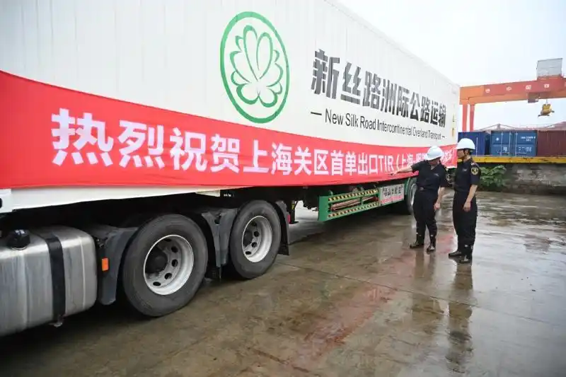 新股消息｜跨境物流龍頭環世物流沖刺港交所 擁有超6000條國際航線