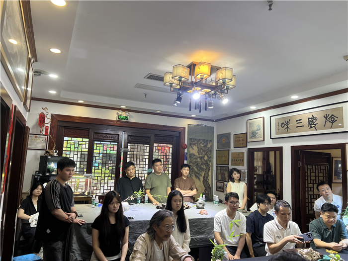 深圳玉雕艺术创意研讨会成功举办 多元创意碰撞激发行业新活力 深圳玉雕艺术创意研讨会成功举办 多元创意碰撞激发行业新活力