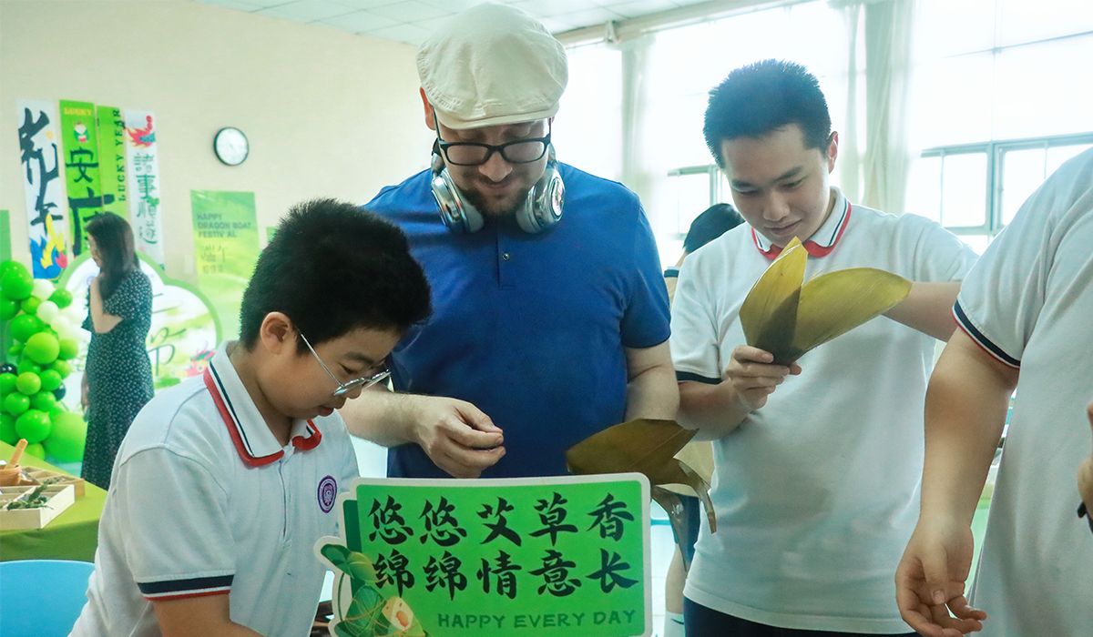 粽香溢校园,文化润心田 | 深圳富源·英美学校举办端午文化体验活动 粽香溢校园,文化润心田 | 深圳富源·英美学校举办端午文化体验活动