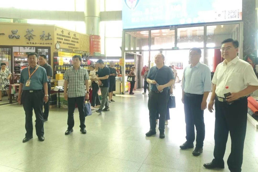 济南市市级创业街区建设现场考察小组领导一行莅临集团济南市场参观考察 济南市市级创业街区建设现场考察小组领导一行莅临集团济南市场参观考察