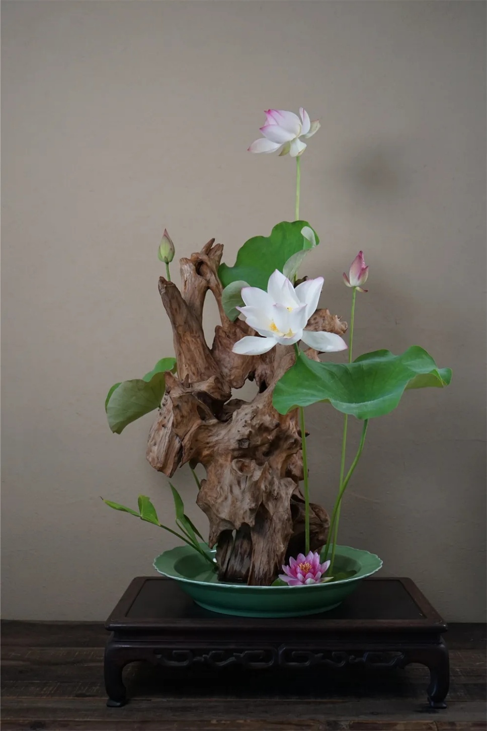 端午节,用《楚辞》中的香草插花,再现穿越千年的花影 端午节,用《楚辞》中的香草插花,再现穿越千年的花影